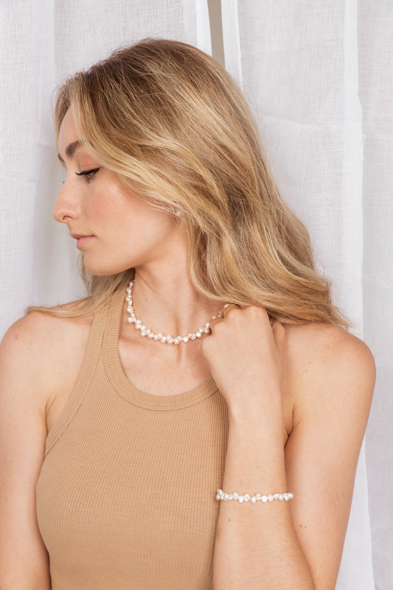 Olivia Freshwater Pearl Necklace